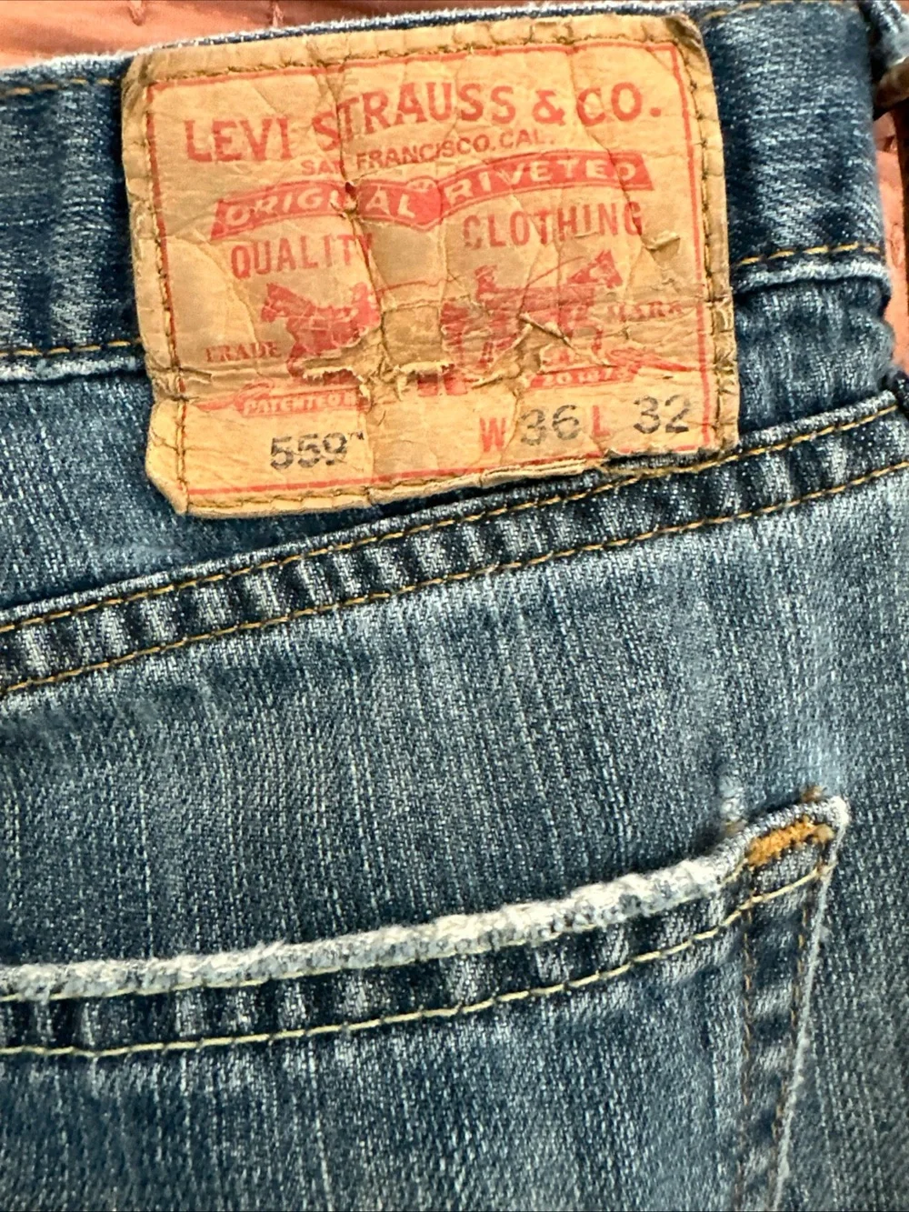 Levi's Men's Straight Jeans in Classic Blue Wash
